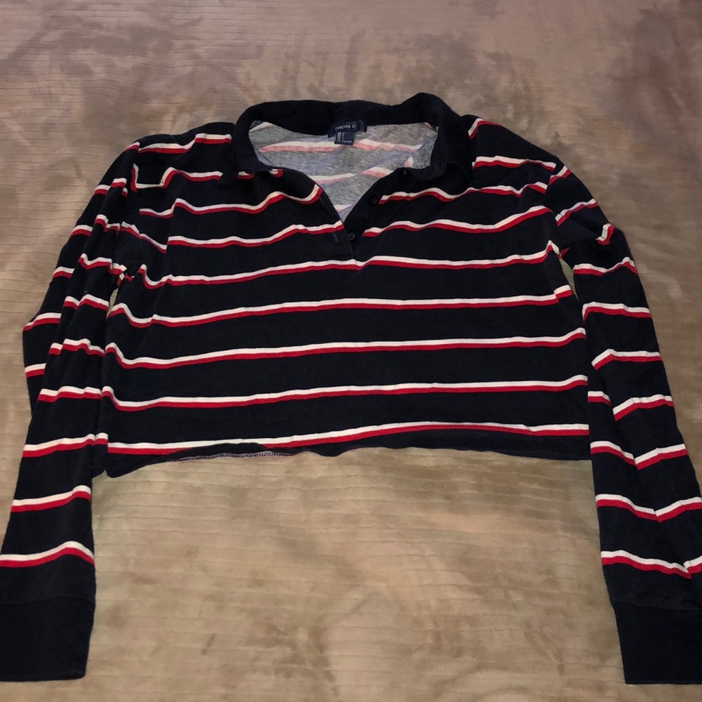 Cropped sweater shirt